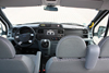 14-Sitzer Ford Transit view of driver's compartment